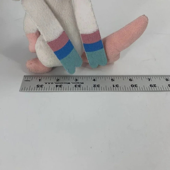 Pokemon Sylveon Eevee Evolution Stuffed Plush TOMY Nintendo 2017 - Picture 10 of 11